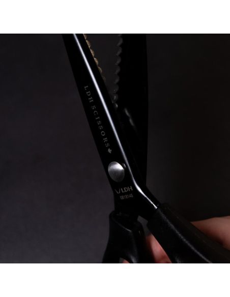 Tijeras dentadas festoneadas negras Midnight 23 cm LDH