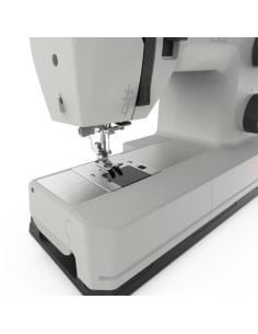 Máquina de coser Necchi Q132A 2