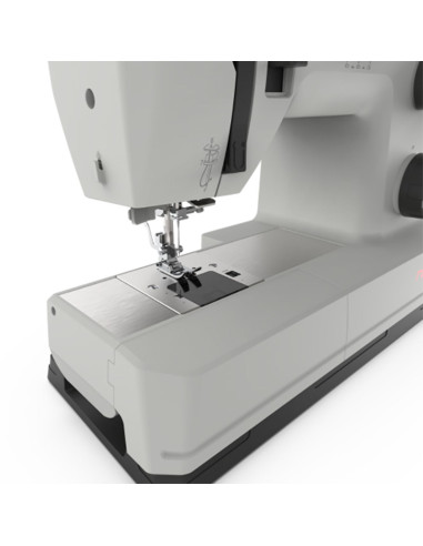 Máquina de coser Necchi Q132A