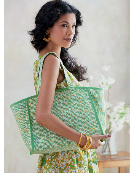 Patrón de vestido, cinturón y bolso - Butterick 6674