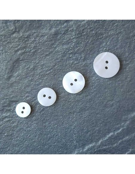Bouton nacre blanc