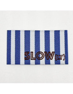 Lot de 5 étiquettes tissées à coudre SLOW(ly) rayures bleues 2