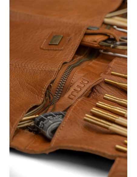 Estuche de almacenamiento de cuero para agujas circulares Muud Stockholm - Whisky