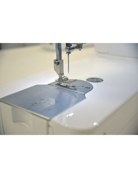 Máquina de coser Janome HD-9 Professional