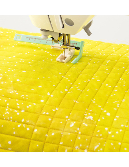 Pie de guía para acolchado para máquina de coser
