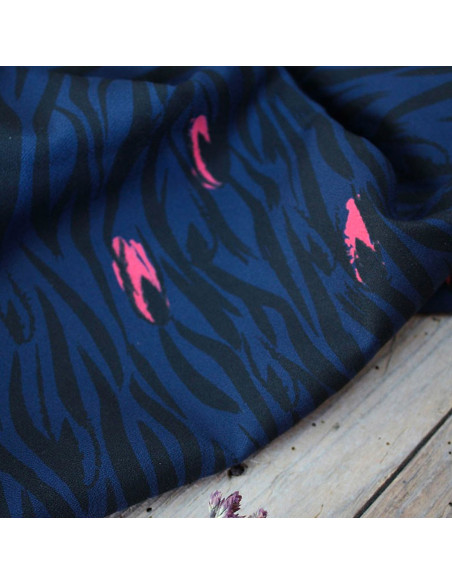 Tejido crepé de viscosa Zebra azul - Églantine & Zoé