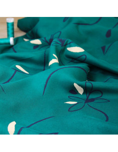 Tejido sarga de viscosa Bloom verde esmeralda - Églantine & Zoé 2