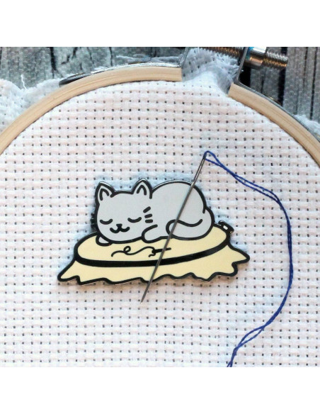 Portaagujas magnético - Gato durmiendo