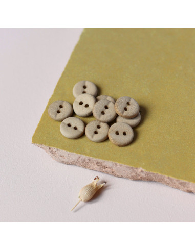 Botón de dos agujeros 10 mm - Bronce