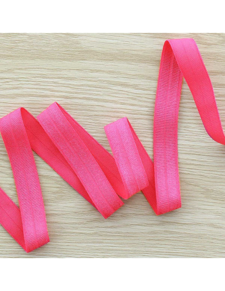 Cinta al bies elástica pre-plegada satinada de 15 mm de ancho - Fucsia