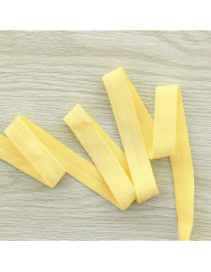 Cinta al bies elástica pre-plegada satinada de 15 mm de ancho - Amarillo paja