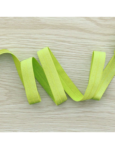 Cinta al bies elástica pre-plegada satinada de 15 mm de ancho - Verde anís