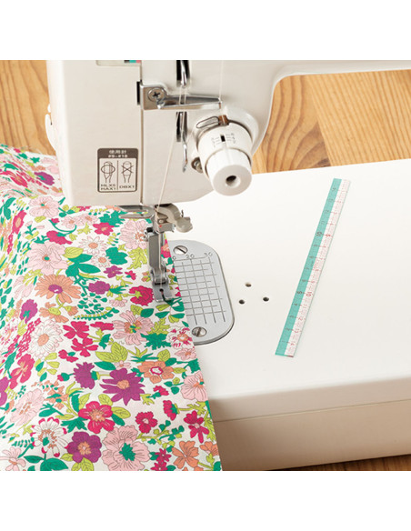 Regla japonesa fina y flexible de 15 cm Clover