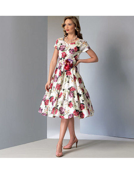 Patrón de vestido y cinturón - Vogue 9106
