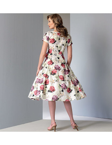 Patrón de vestido y cinturón - Vogue 9106