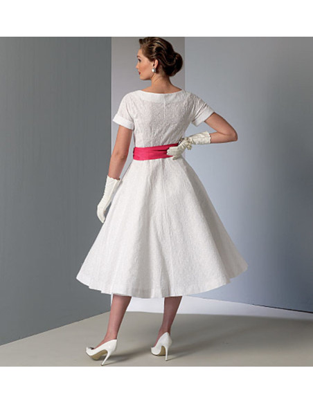 Patrón de vestido y cinturón - Vogue 9105