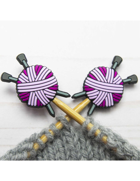 Tapones para agujas de tejer - Ovillo de lana rosa