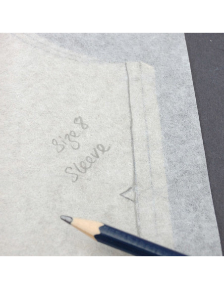 Rollo de papel de calco sueco para patrones de costura - 0,70 cm x 20 metros