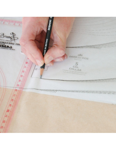 Rollo de papel de calco sueco para patrones de costura - 0,70 cm x 20 metros