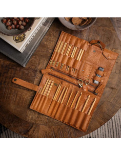 Estuche de almacenamiento de cuero para ganchos y agujas intercambiables Muud Billie - Whisky
