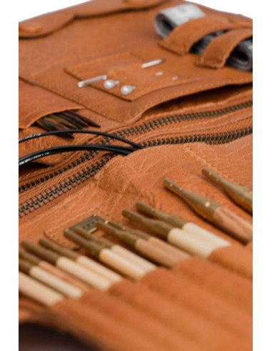 Estuche de almacenamiento de cuero para ganchos y agujas intercambiables Muud Billie - Whisky
