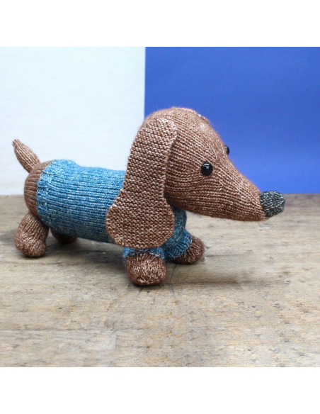 Kit de tejido - Ria el perro salchicha