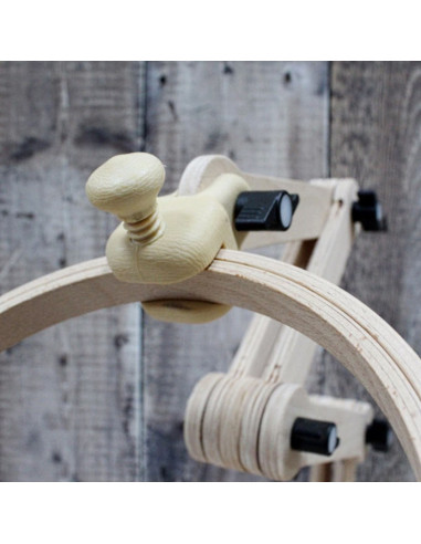 Soporte ajustable de pie para tambor de bordado