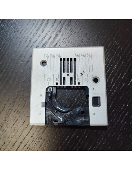 Placa de aguja para Necchi - Puntada recta NC 102D-103D-204D y C360