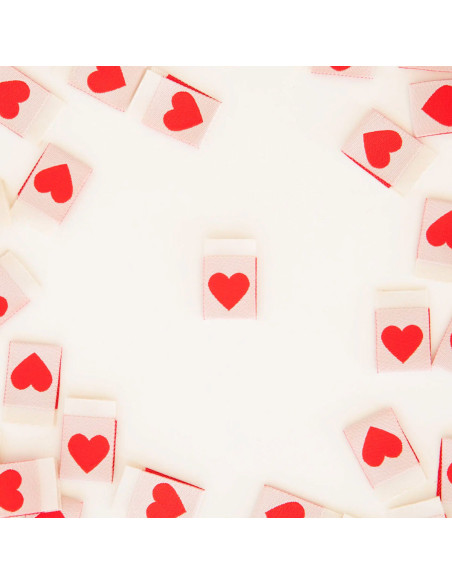 Juego de 8 etiquetas tejidas - Corazón rojo
