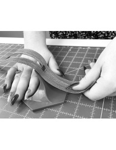 Enhebrador de cursores para cierre de cremallera Zipper Jig The Gypsy Quilter 2