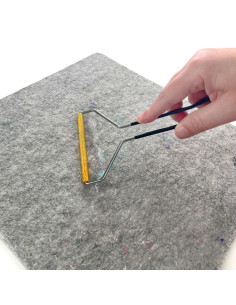 Cepillo de limpieza para alfombras de lana