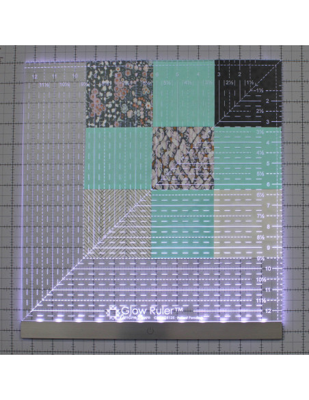 Regla de patchwork luminosa Carolina Moore 12.5 x 12.5 pulgadas