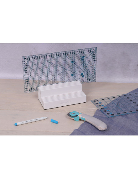 Cajón de madera blanca con 10 ranuras para reglas de patchwork