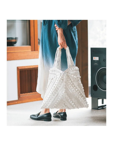Libro bolsos y sombreros de rafia