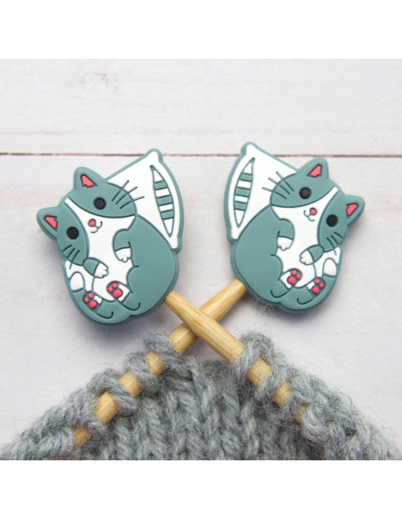 Tapones de malla para agujas de tejer - Gato y almohada