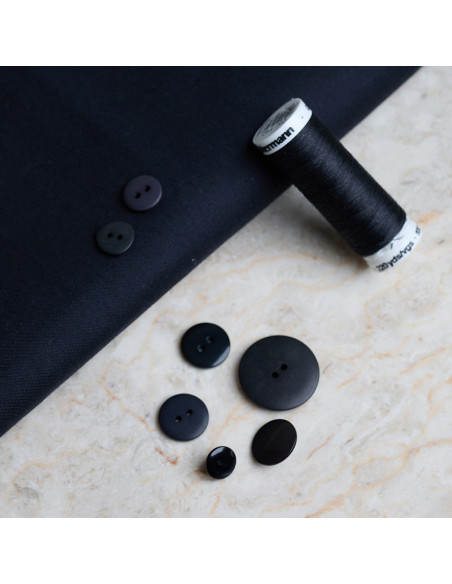 Tejido de algodón repelente al agua Trench Deep Charcoal - Atelier Brunette
