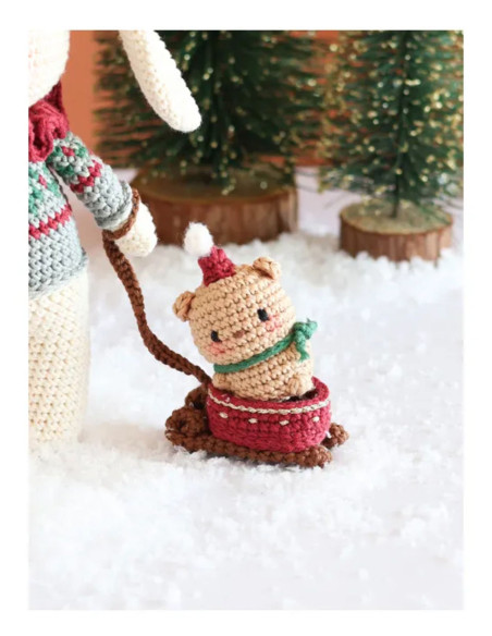 Libro de muñecas y amigurumis navideños nórdicos a crochet