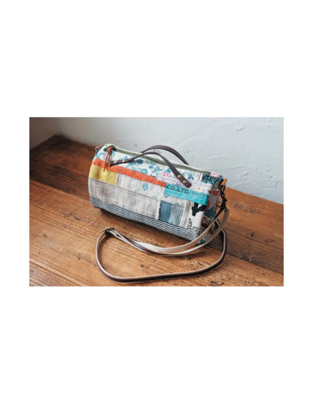 Libro 35 bolsos y accesorios con bordes y retazos de tela