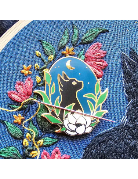 Portaagujas magnético - Gato negro
