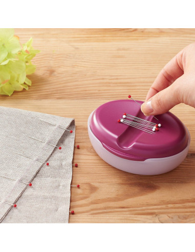 Caja de alfileres magnética Clover
