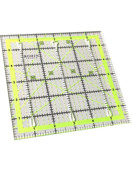 Regla de patchwork con ranuras de corte Bohin 6 x 6 pulgadas