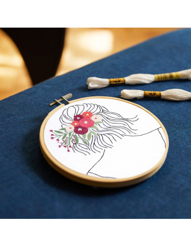 Kit de bordado - Peinado floral