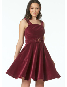 Patrón de vestidos, cinturón, pelele y mono - McCall's 7626