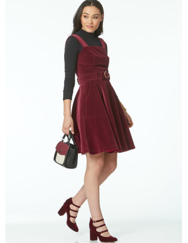 Patron de robes, ceinture, barboteuse et combinaison - McCall's 7626