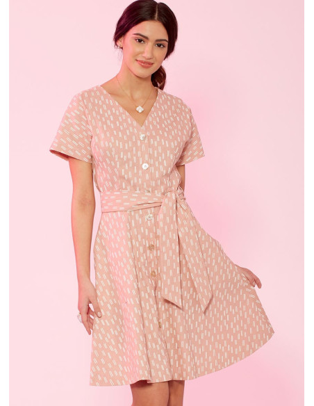 Patrón de vestidos y cinturón - McCall's 7920
