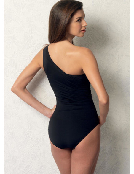 Patrón de parte superior, traje de baño, parte inferior y salida de baño - Vogue 9192