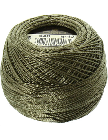 Bola de algodón perlé DMC n° 12