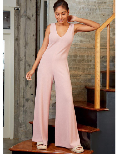 Patron de barboteuse, combinaison, robe de chambre et ceinture - McCall's 8245