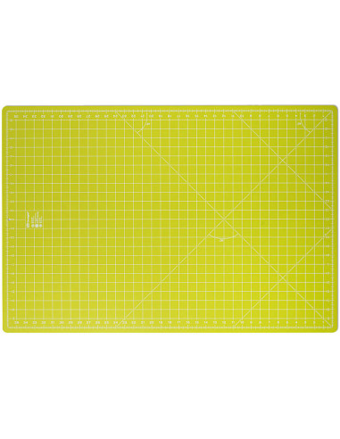 Fondo de corte Omnigrid verde pistacho 60 x 90 cm