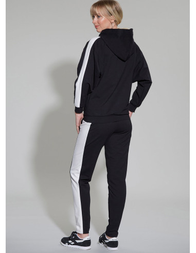 Patrón de pantalón, blusa y sudadera - McCall's 8351